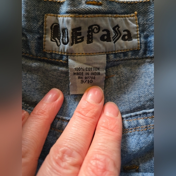 VINTAGE!! Quepasa | Embroidered Denim Skort, Size 9-10 (Made Small) - Picture 6 of 10